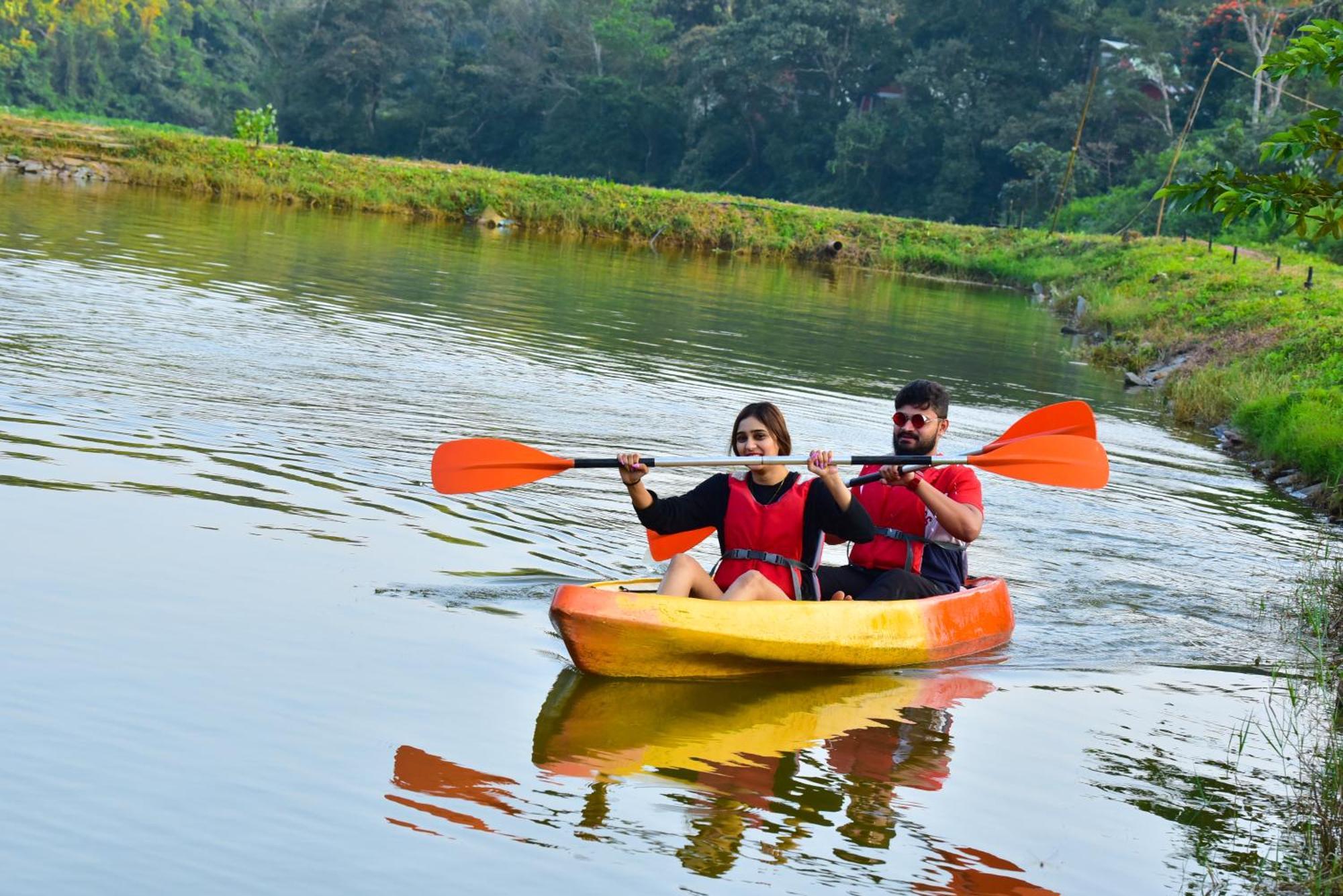 Mookanana Jungle Resort And Spa Hassan Buitenkant foto